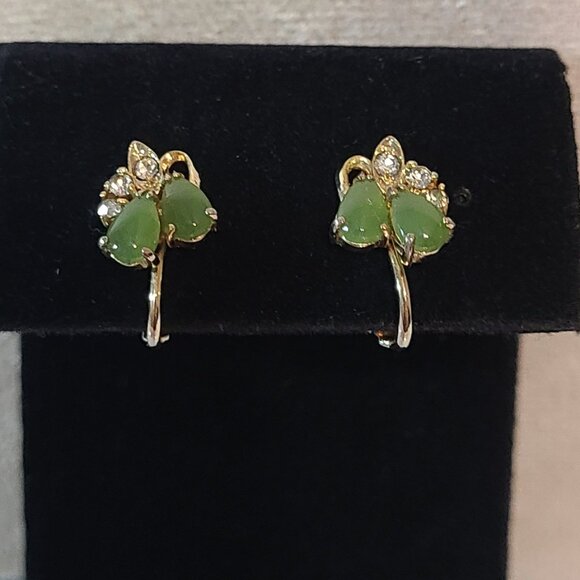 Vintage Jade- Gold-tone Screwback Earrings - Picture 1 of 6